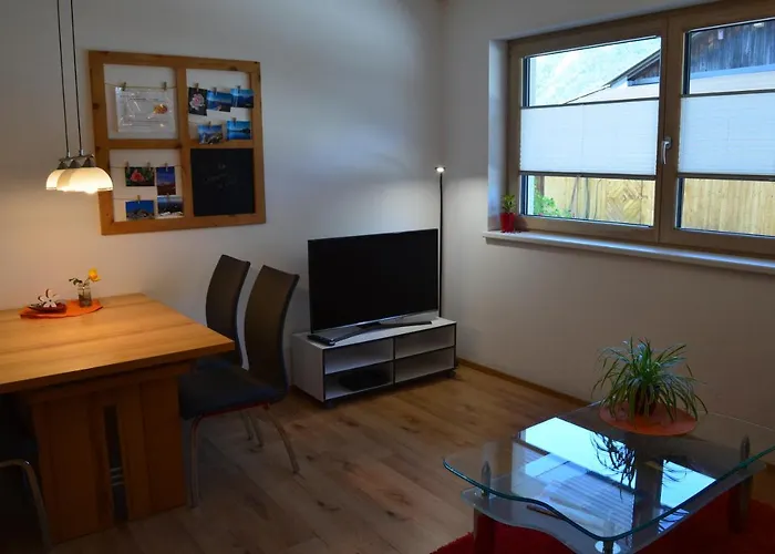 Klein & Fein Apartment Schlitters