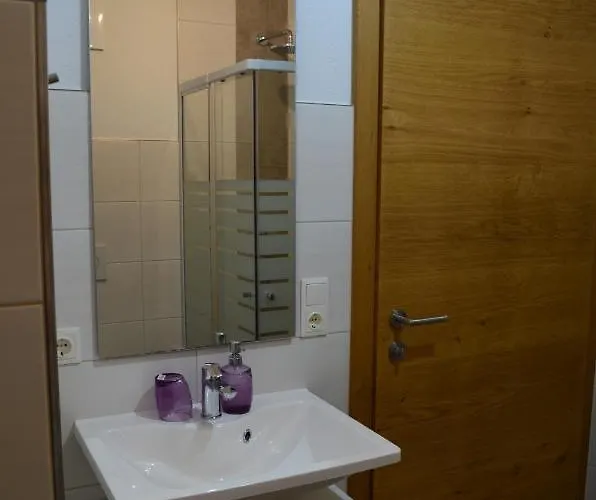 Klein & Fein Apartamento *